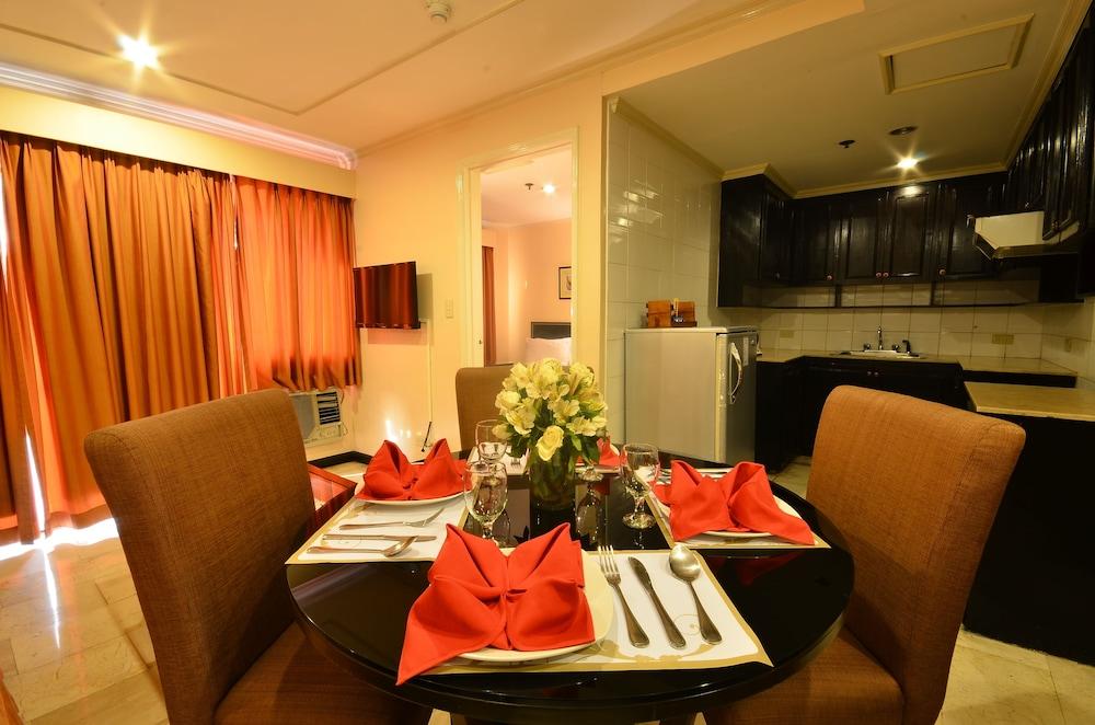 Fernandina 88 Suites Hotel Quezon City Bagian luar foto